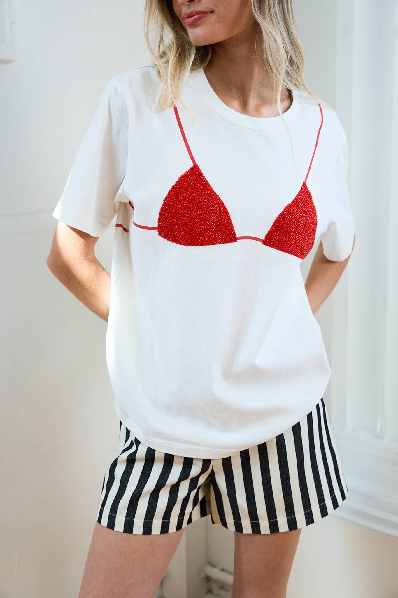 Caviar Print Bikini Graphic Tee - RTK1121: WHITE/RED / S-M-L (3-2-1)