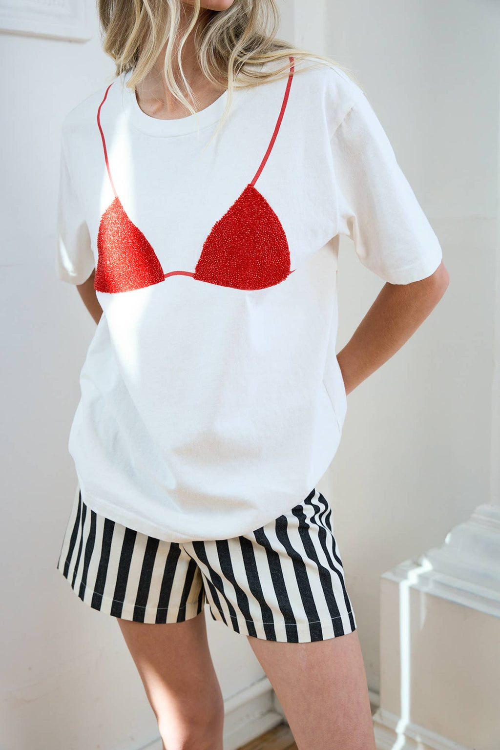 Caviar Print Bikini Graphic Tee - RTK1121: WHITE/RED / S-M-L (3-2-1)